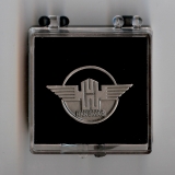 Hanomag Logo Pin (Geschenkbox 40x40x18mm)