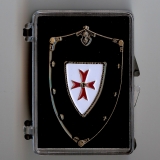 Templer Wappen schwarzes Schild Pin (Geschenkbox 58x43x18mm)