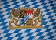 Bayern Fahne / Flagge 90x150 cm mit Wappen und Löwen